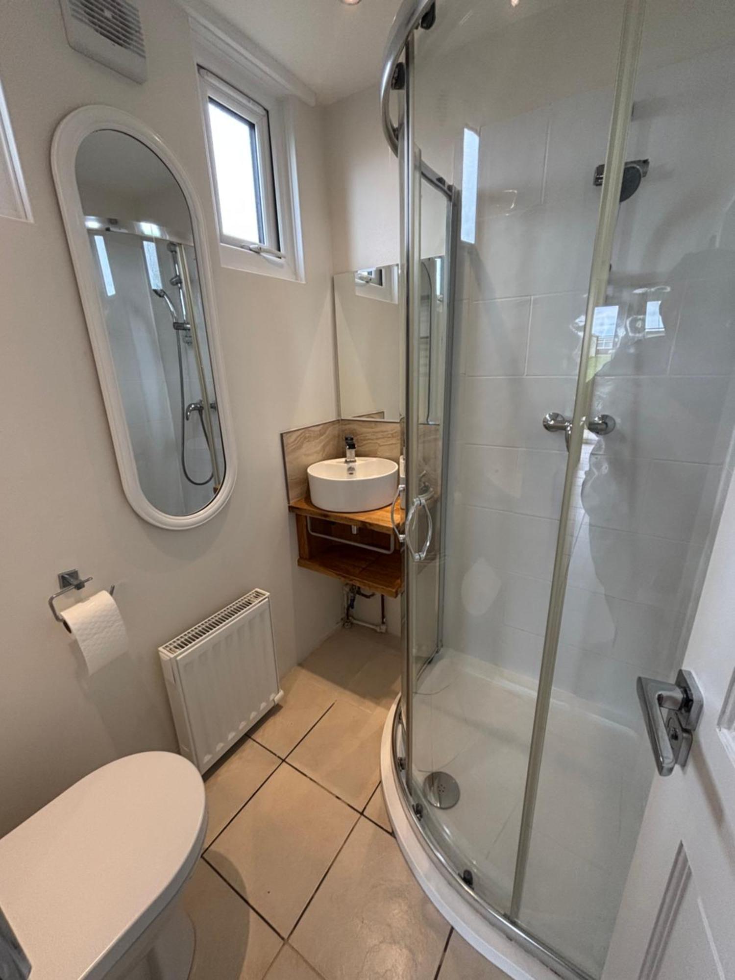 Chalé 226, Sundowner Park, - Two Bed Detached Chalet, Sleeps Four, Bed Linen And Towels Included Free Wifi - Pets Welcome *