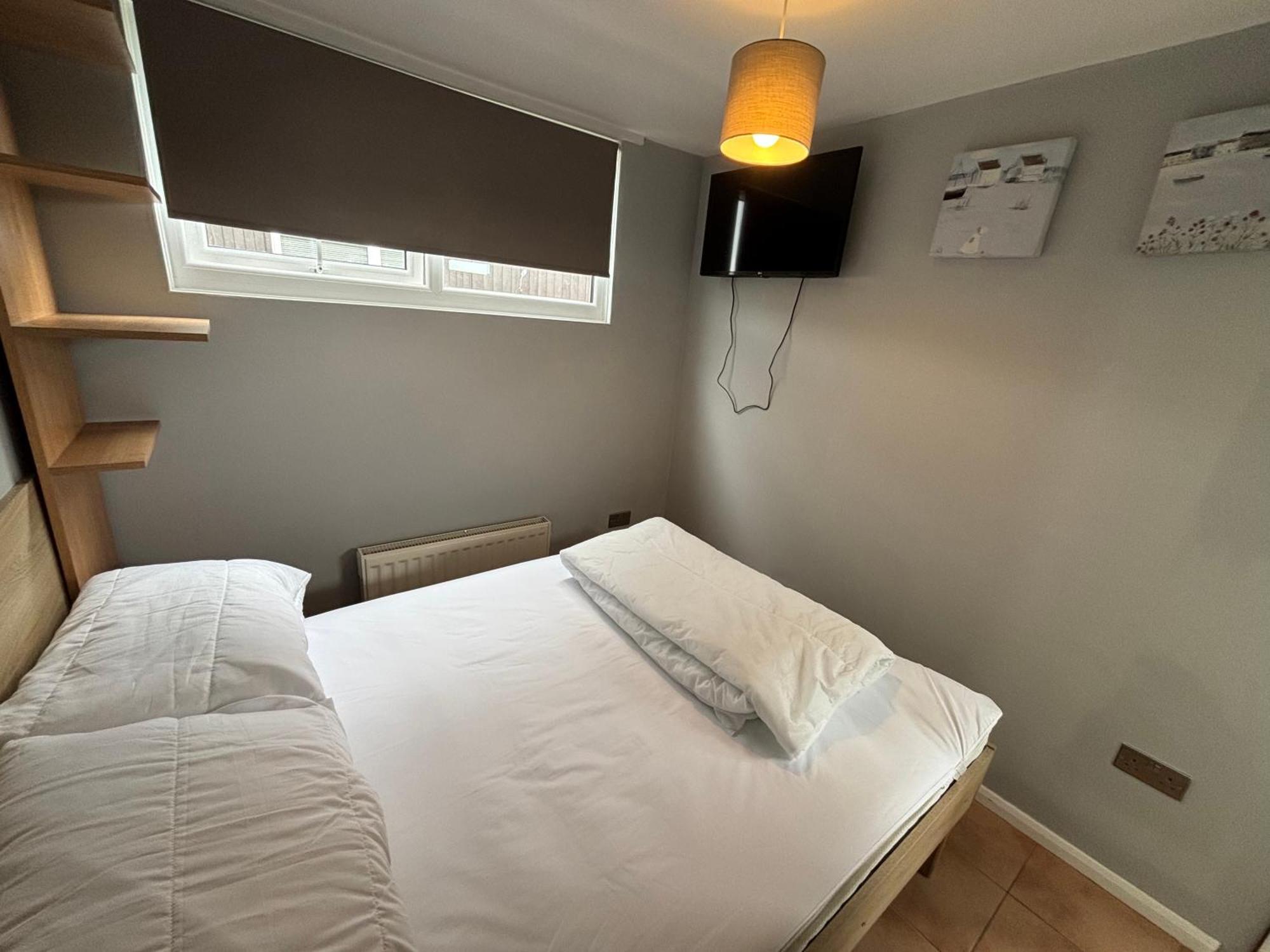 226, Sundowner Park, - Two Bed Detached Chalet, Sleeps Four, Bed Linen And Towels Included Free Wifi - Pets Welcome Chalé Hemsby
